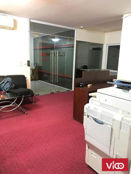 Chính chủ bán căn hộ thuộc toà nhà sunrise 90 trần thái tông, cầu giấy dt 157m2 giá 30tr/m2 lh