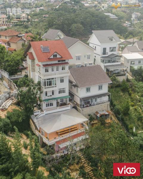 SANG NHƯỢNG BIỆT THỰ NGHỈ DƯỠNG ĐÀ LẠT, VIEW THUNG LŨNG ĐẸP, TRÊN TRỤC ĐƯỜNG DU LỊCH