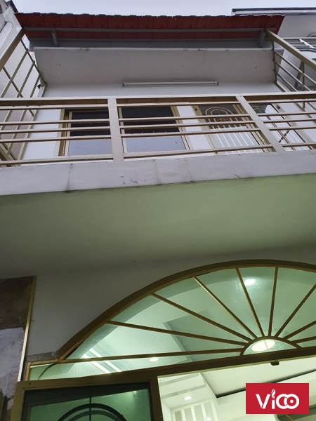 SÁT MẶT TIỀN PHẠM VĂN ĐỒNG 3MX6M NHÀ ĐẸP SỔ VUÔNG A4 ĐẦY ĐỦ CÔNG NĂNG 2.1 TỶ TL.