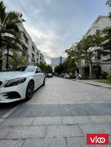 BIỆT THỰ CAO CẤP THANH XUÂN 150M 6 TẦNG THANG MÁY VỈA HÈ 5 Ô TÔ TRÁNH FULL NỘI THẤT