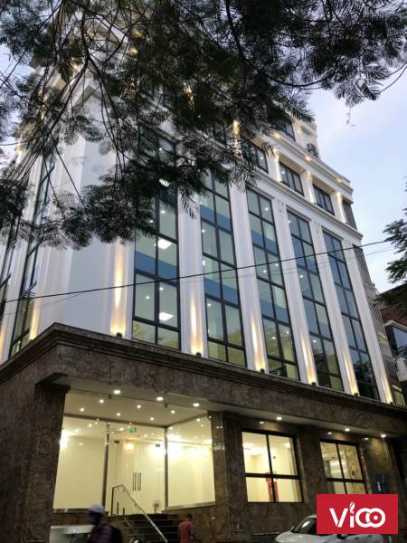 Cho Thuê Gấp Tòa Nhà 8 Tầng Lô Góc MP Thái Thịnh.Mt 18m. Giá 8000USD