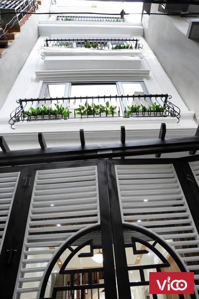 Nhà quận Thanh Xuân Nội thất đẳng cấp Tiện ích. DT 55 m2, 4T, Giá chỉ 5 tỷ 3