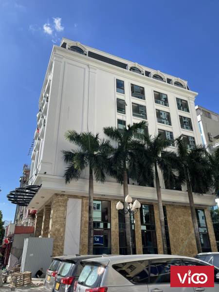 Cần cho thuê nguyên toà Khách Sạn 03 mặt tiền phố Nguyễn Hoàng rộng 30m XÂY MỚI