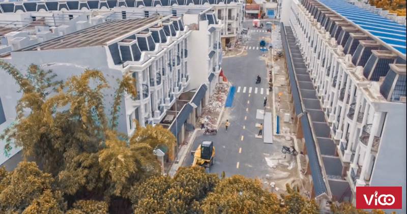 NHÀ XÂY DỰNG SẴN NGAY TP DĨ AN ĐƯỜNG NGUYỄN THỊ KHẤP SỔ HỒNG TRAO TAY