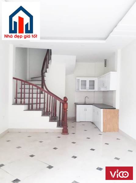 Bán nhà Phố Trạm, 35m2 x5T, nhà đẹp ở ngay, ô tô tránh