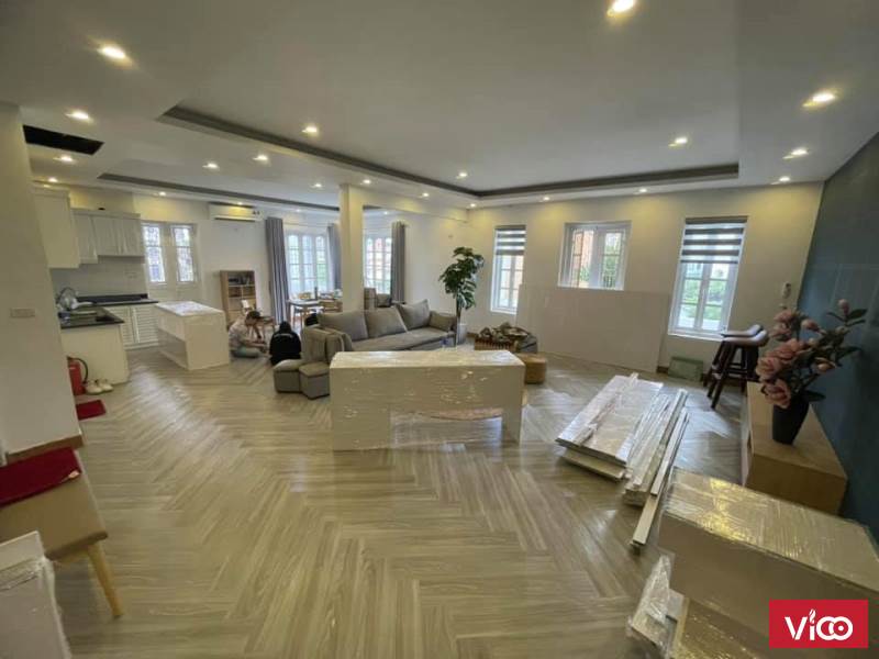 Bán Gấp mùa COVID Xuân DiệuVị Trí cực Đỉnh vỉa hè, kinh doanhCho thuê DT136m2 MT10m