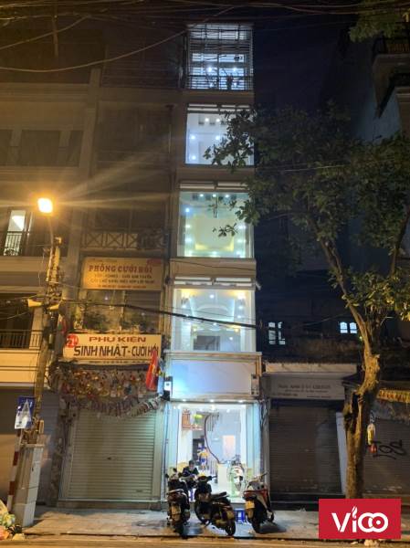 CHÍNH CHỦ CẦN BÁN GẤP NHÀ PHỐ HÀNG MÃ 30M 5 TẦNG VỈA HÈ KINH DOANH SẦM UẤT.