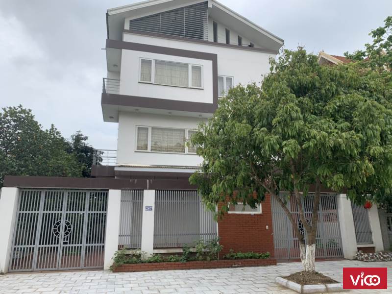 Cho thuê Nhà riêng Biệt thự diện tích 300m2, 6 Phòng ngủ full nội thất