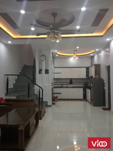 Chính chủ bán căn nhà 3 tầng