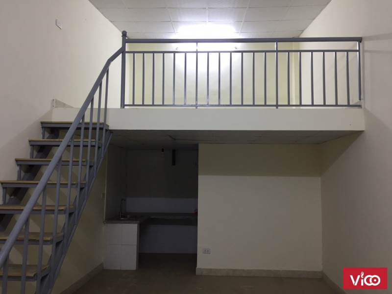 Bán nhà 30m2 ở Lĩnh Nam giá 880tr
