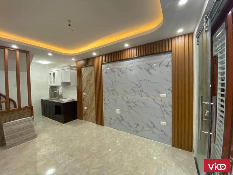 NHÀ ĐẸP LĨNH NAM RẤT GẦN Ô TÔ, NHÀ MỚI Ở ĐƯỢC LUÔN