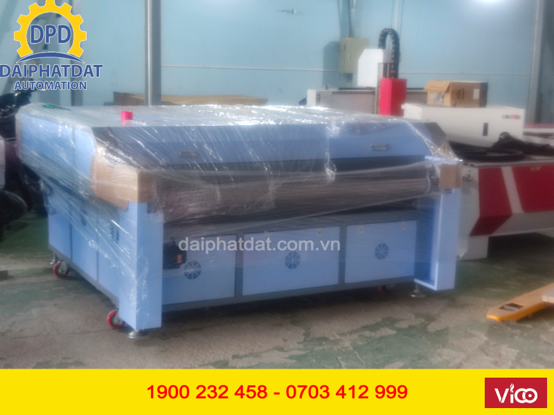 Bán máy laser cắt vải, gỗ, nhựa, mica,...