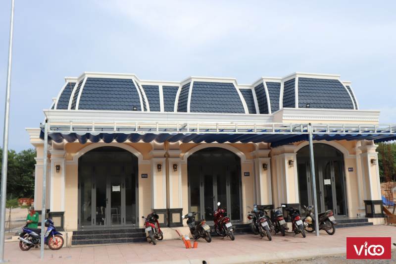 cần tiền trả nợ ngân hàng bán gấp nhà mới xây ngay chợ bến cát