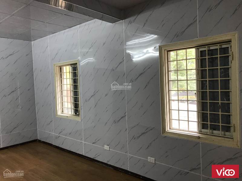 Chính chủ bán căn hộ chung cư số 213, tầng 2, C18 , Nguyên Hồng, Thành Công 1.95 tỉ.