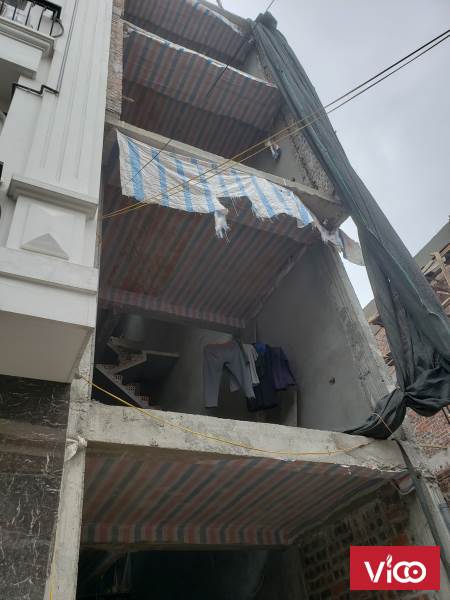 Bán nhà Ngọc Thụy Mới 100% 5 tầng oto vào nhà 34m2 3.1 tỷ