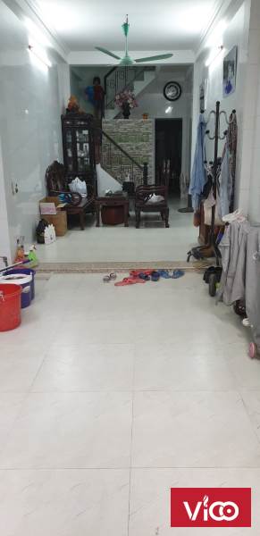 Chính chủ cho thuê nhà mặt đường Chiến Thắng, Hà Đông DT 48m2x3 tầng Giá 9 tr/th Lh 0983607331