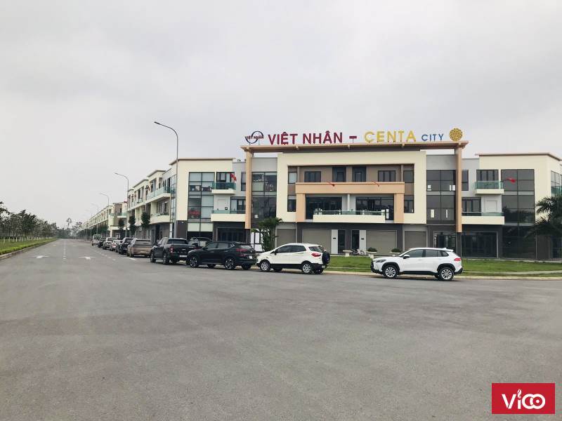 Bán shophouse đối diện khu công nghệ cao với 3000 chuyên gia nước ngoài làm việc