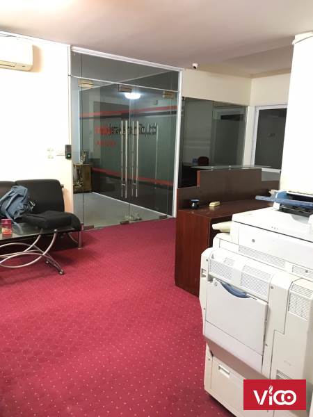 Chính chủ bán căn hộ thuộc toà nhà sunrise 90 trần thái tông, cầu giấy dt 157m2 giá 30tr/m2 lh