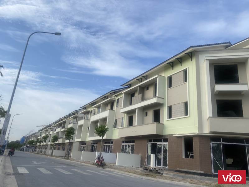 CƠ HỘI DUY NHẤT ĐỂ SỞ HỮU 1 CĂN NHÀ VIEW SÔNG