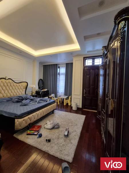 Biệt thự TÔ NGỌC VÂN 295m x 4 tầng, MT14m, giá 49 tỷ.