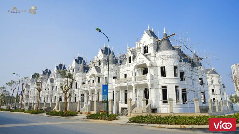 Biệt thự lâu đài THE LOTUS CENTER CIPUTRA Tây Hồ điểm đến của giới tinh hoa.