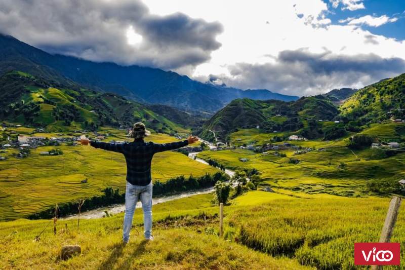 Bán quả đồi view toàn bộ thung lũng tuyệt đẹp trên đường đi Tả Phìn Sapa