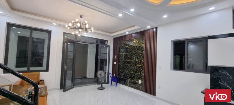 Bán 2 căn gần đường Hồ Sen , Cầu Rào 2