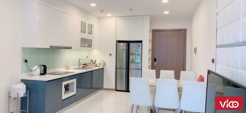 Bán căn chung cư 2 phòng ngủ, 2wc thuộc CC Vinhome Central Park đầy đủ nội thất rất sang trọng lầu