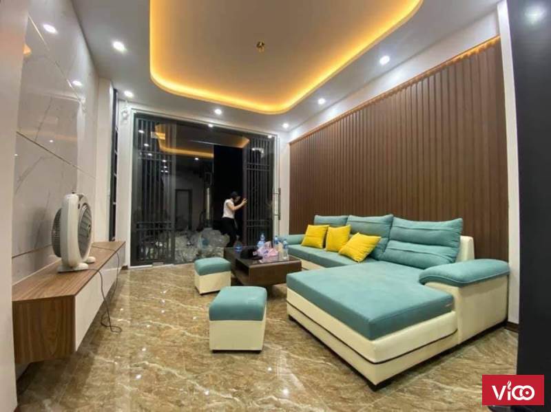 CHÍNH CHỦ BÁN NHÀ CẦU GIẤY. DT 40M, 4 TẦNG, MT 5M CHỈ 4 TỶ.