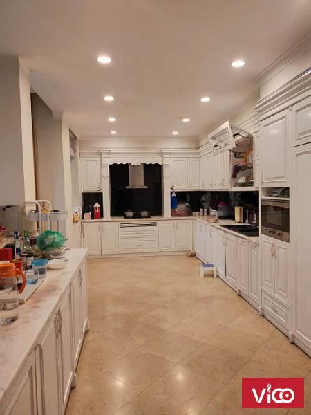 Bán Biệt Thự BT2 KĐT Việt Hưng Long Biên 280m2 4T MT 30m 32 tỷ
