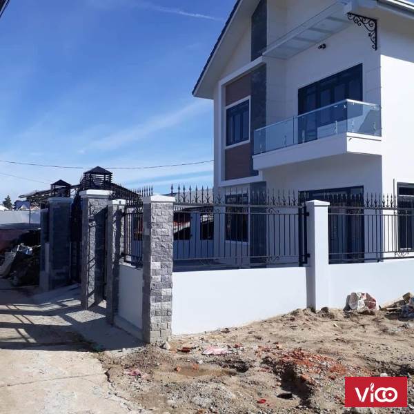 Cần bán căn biệt thự đường mai anh đào phường 8 đàlạt