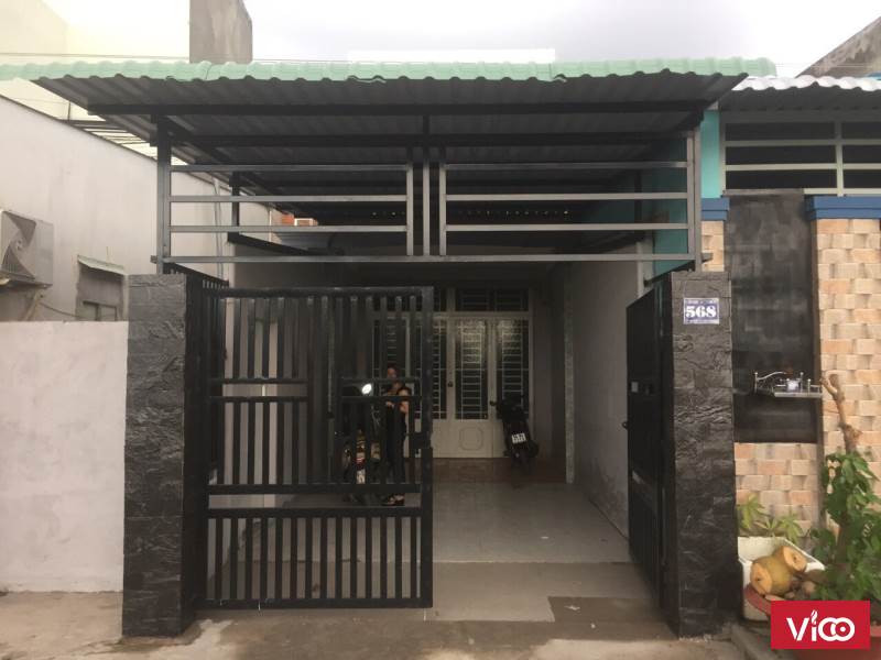 BÁN ĐẤT TẶNG NHÀ MT 1 TRỆT 1 LẦU HUYỆN CẦN GIUỘC, LONG AN