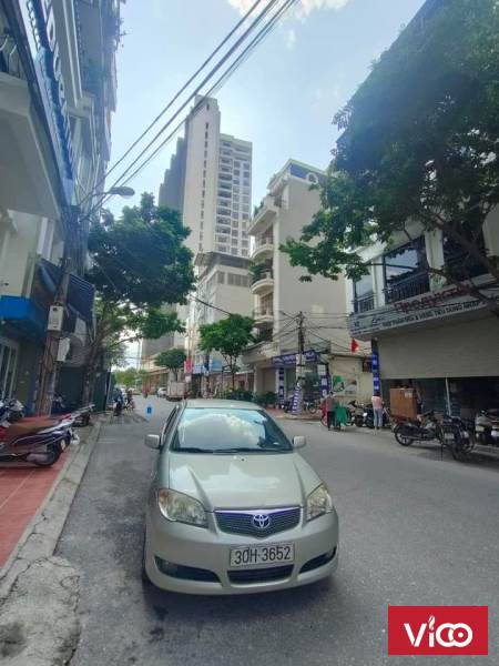 Bán nhà trung tâm quận Hai bà Trưng Oto vào nhà nội thất ốp gỗ kiến trúc hiện đại Sổ đỏ chính