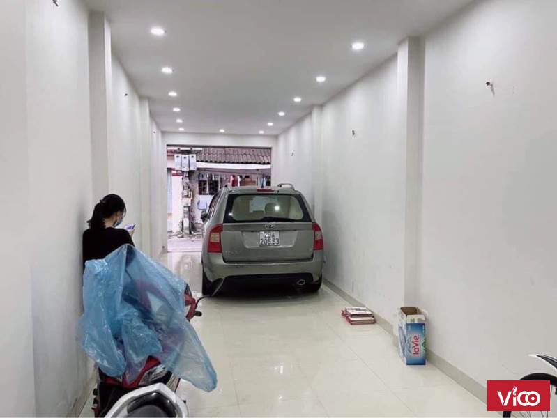 Bán nhà phân lô, ô tô để trong nhà Hồ Ba Mẫu, 50 m2, 6 tầng, 10.2 tỷ.
