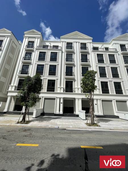BÁN SHOPHOUSE THE MANHATTAN GLORY 84m2 1 TRỆT 4 LẦU BIỂU TƯỢNG QUYỀN LỰC CỦA GIỚI THƯỢNG LƯU