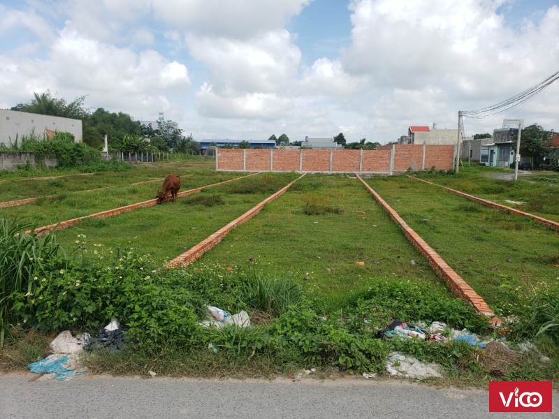 5 nền Đất thổ cư 5x41,2 măt tiền đường 4m,vi trí trung tâm