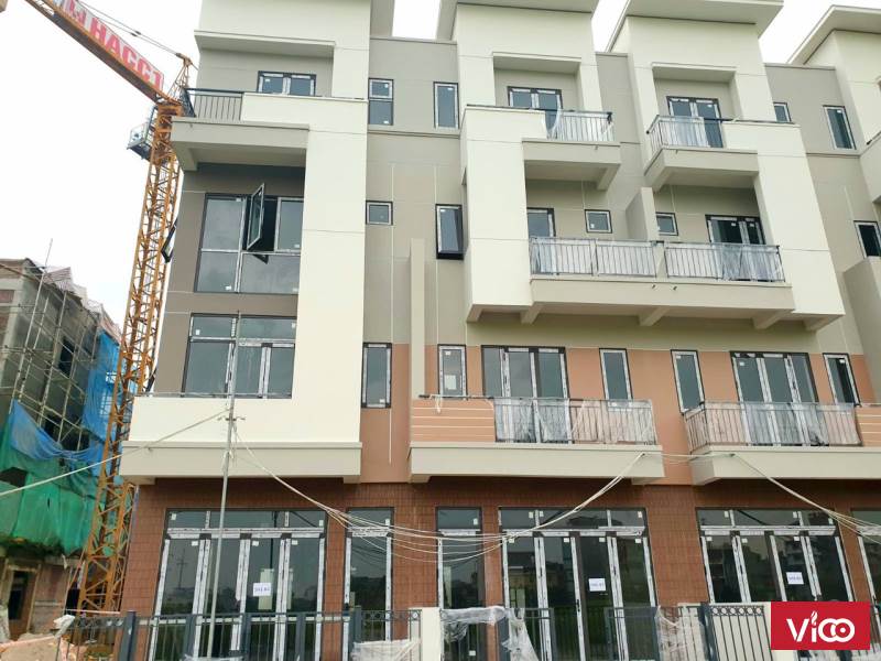 Bán căn shophouse 4 tầng dự án diamond Vsip , đối diện 7 toàn chung cư