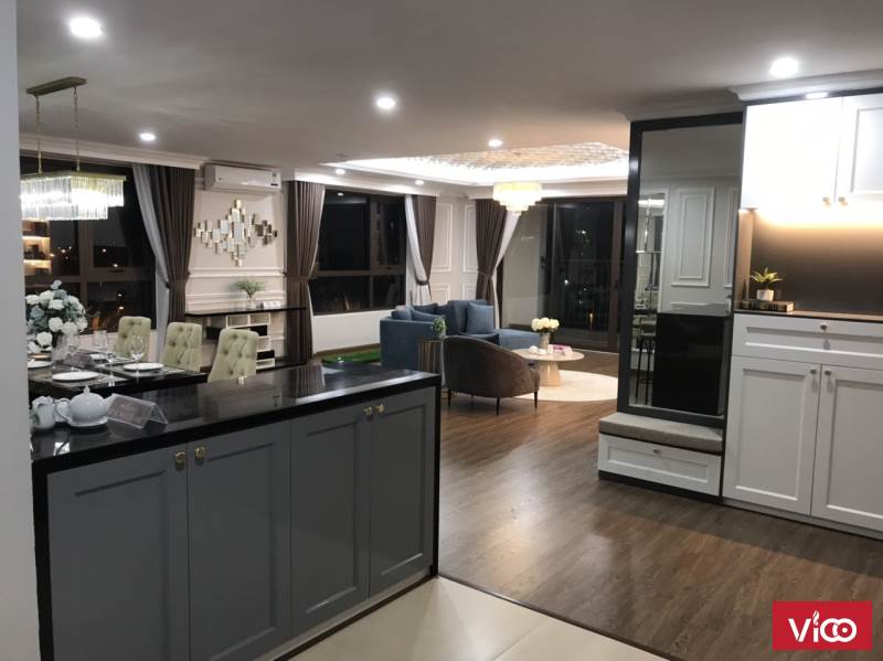 Căn hộ 3 ngủ view Hồ Tây thiết kế cực đẹp, mặt đường Võ Chí Công LH 0354501409