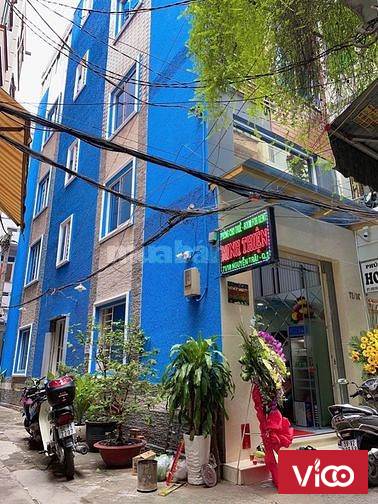 Sang nhượng phòng cho thuê 1 lửng 1 trệt 3 lầu.