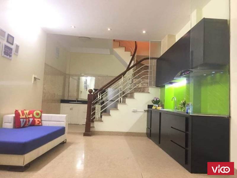 Căn đẹp Phạm Văn Đồng, 44 m2, 5 tầng, mt 4.9, 3.58 tỷ Cầu Giấy 9A