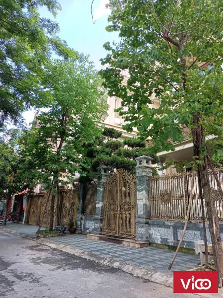 Bán biệt thự tại 151A Nguyễn Đức Cảnh, Đền Lừ, Hoàng Mai. diện tích 125m2 nhà đẹp, có sân vườn,