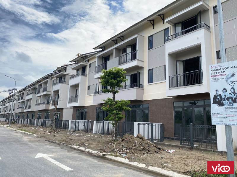 bán shop huose cực hót cực hiếm tại khu đô thị CENTA CITY trục thông sông sen mát mẻ vị trí đẹp