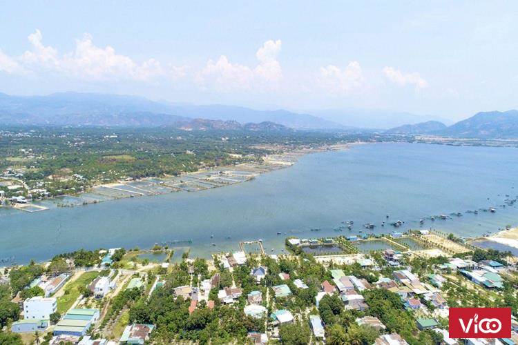 Chính chủ cần bán mảnh đất view trực diện Đầm Thủy Triều Cam Lâm Khánh Hòa