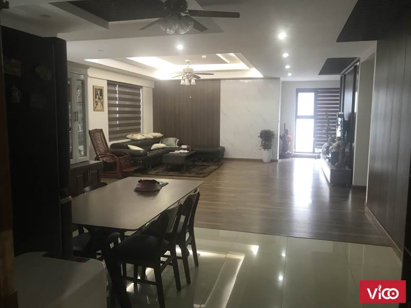 Bán căn 4pn full nội thất giá 4ty450 tại goldmark city 160m