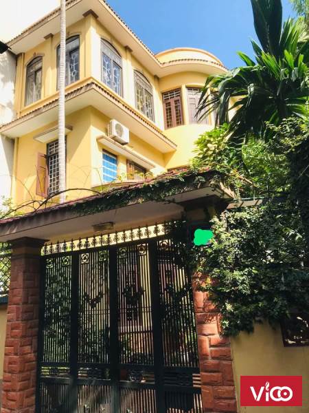 Biệt Thự Sân Vườn Nguy Nga 3Tầng x100m2,14 tỷ Nguyễn Khánh Toàn Cầu Giấy