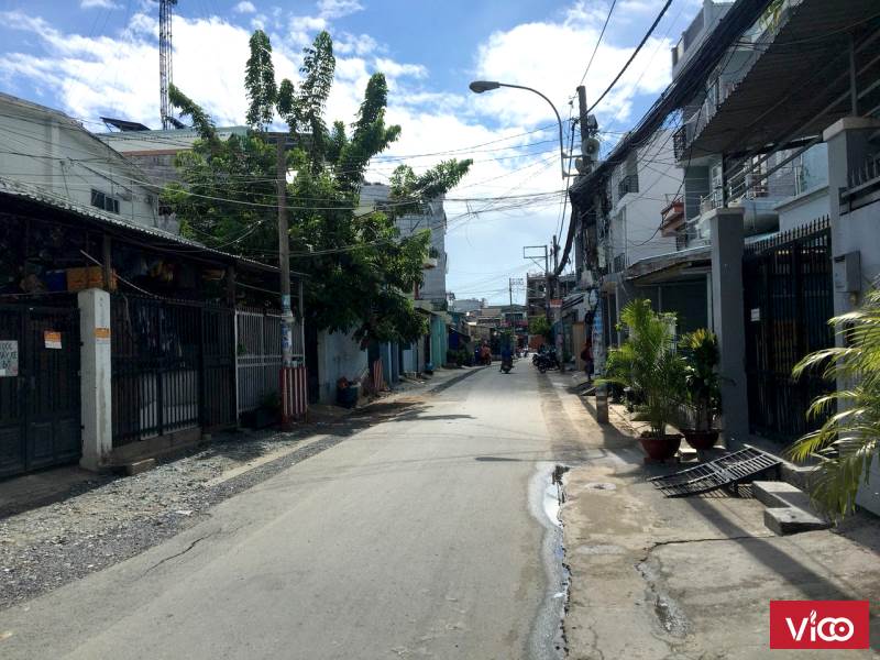 Cho Thuê Nhà rộng 121 m2, Hẻm Xe Tải Huỳnh Tấn Phát, Q.7 Giá 12 Triệu.