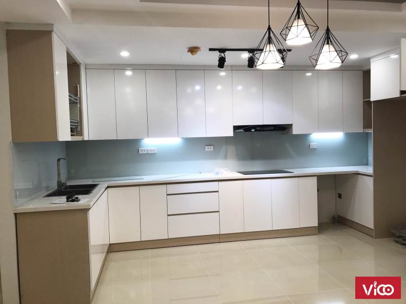 Cắt lỗ căn 3pn gần full 3ty6 bên goldmark city