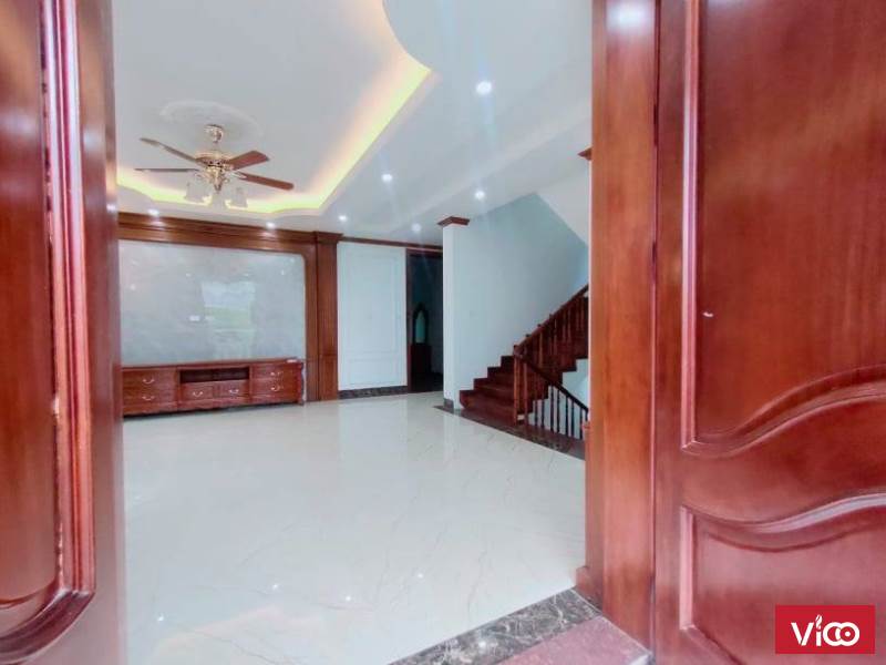 Bán Gấp Biệt Thự N01 Sài Đồng Long Biên ÔTô Tránh, Vỉa Hè 300m2 x 4T MT 15m 28 tỷ