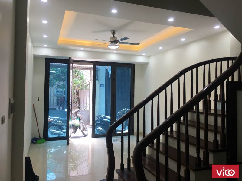 Gia Đình Cần Bán Căn Nhà Phố Trạm, Long Biên, 63m2, 4 Tầng, Ô Tô Đổ Cổng, Nhỉnh 3,8 Tỷ.