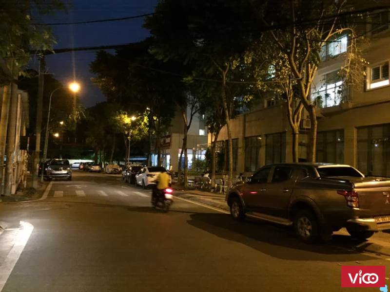 Bán 100m nhà 3T Lý Sơn, Long Biên mt 6m Ô tô 7 chỗ vào 5.9 tỷ